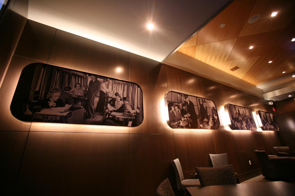 Fun City Resort Hotel Бърлингтън Екстериор снимка