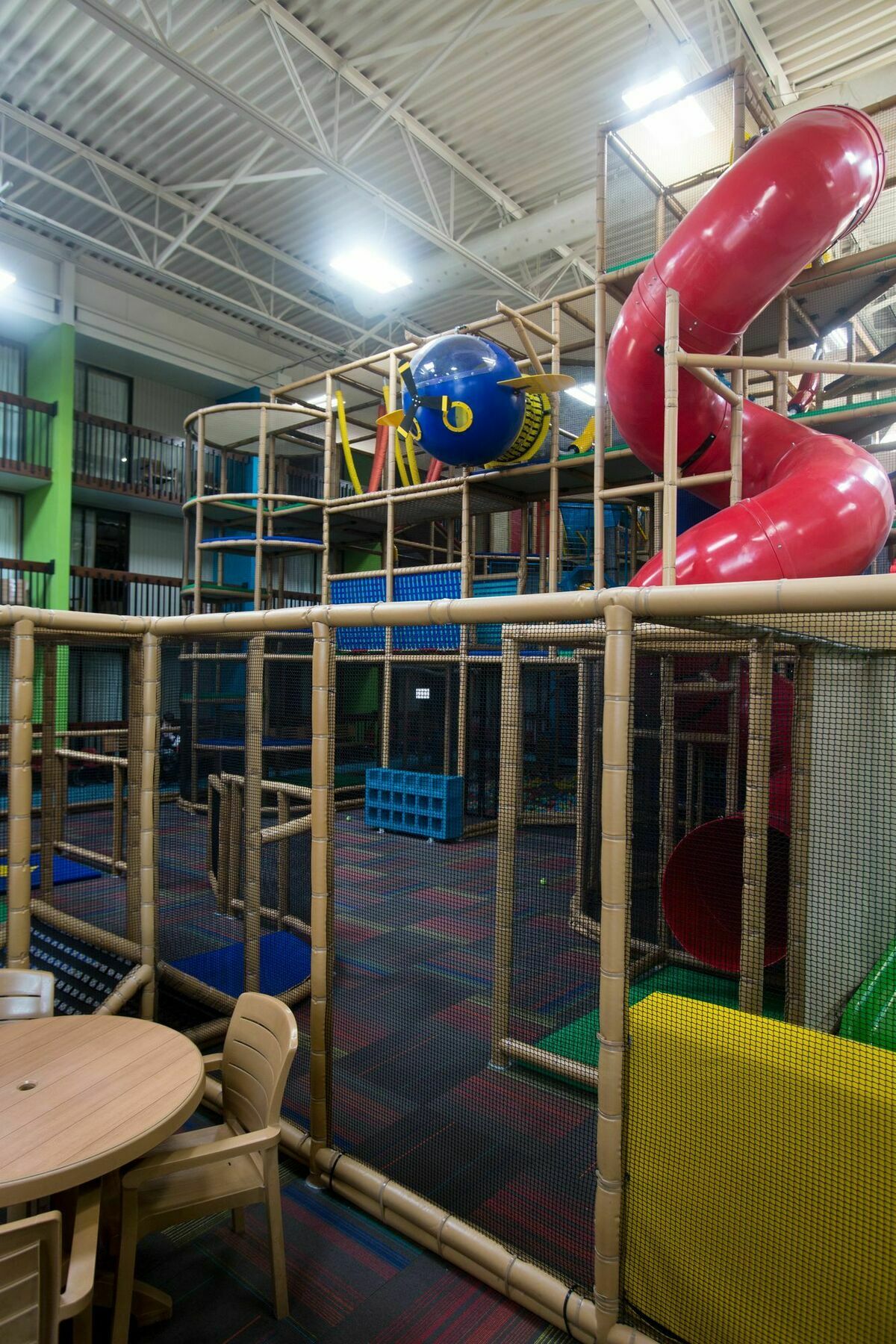Fun City Resort Hotel Бърлингтън Екстериор снимка